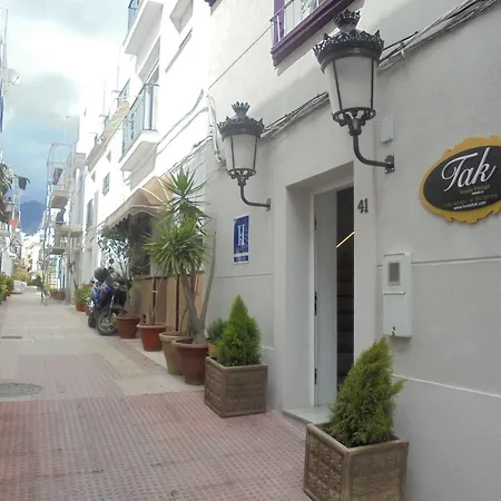 Tak Boutique Old Town