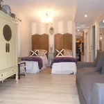 Tak Boutique Old Town